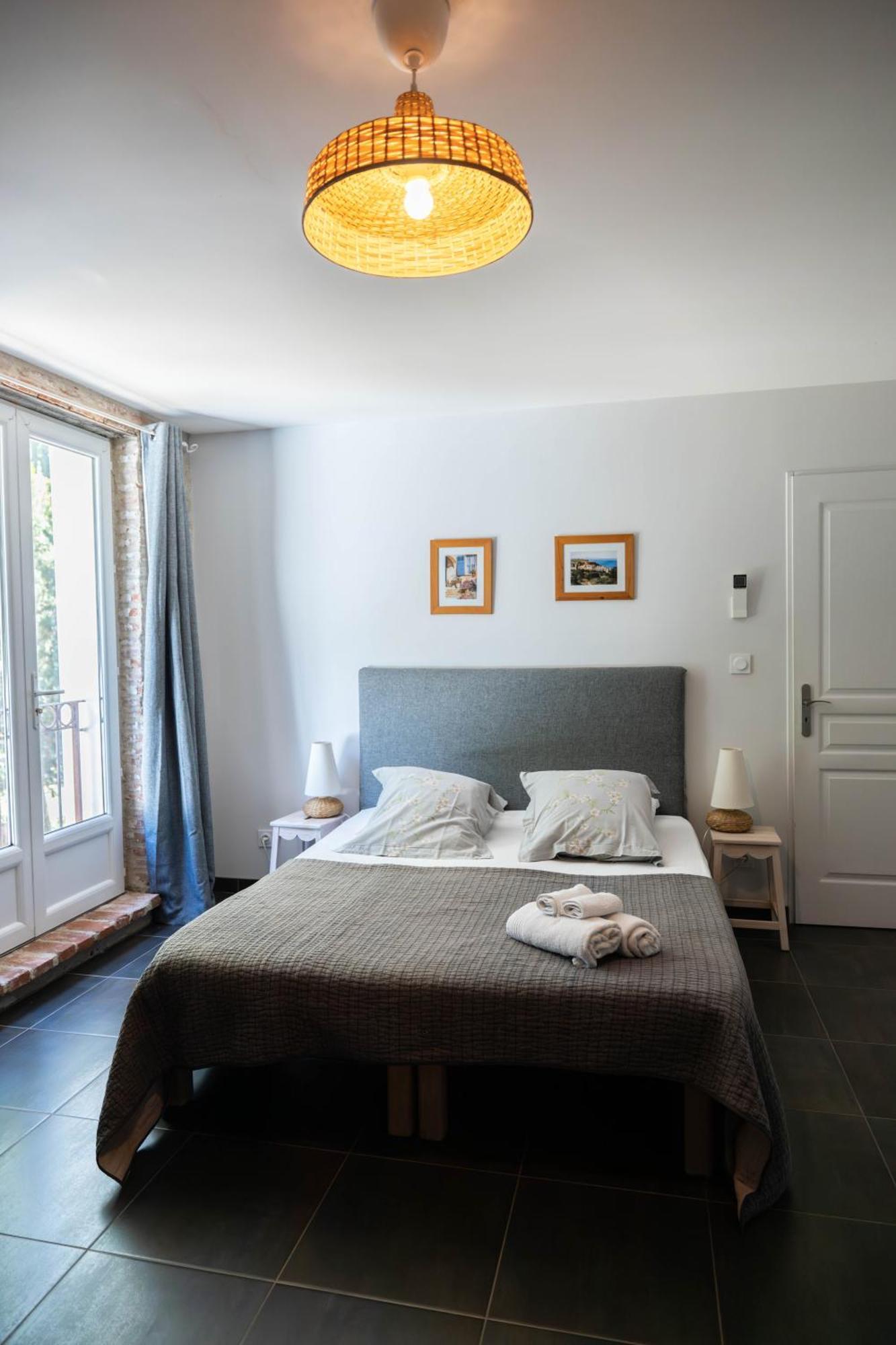 Gites Du Castell De Bles Saint-Genis-des-Fontaines Room photo